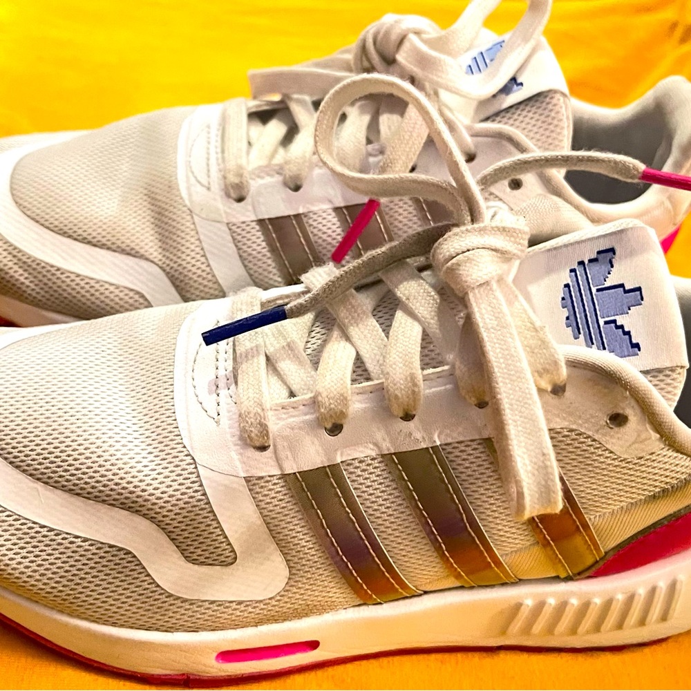 Girls size 3 adidas